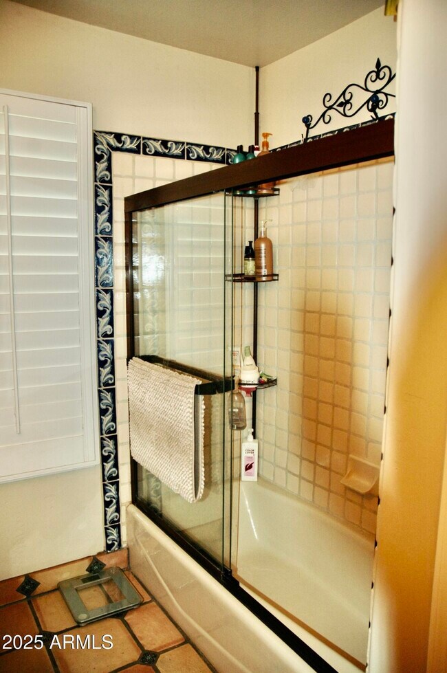 Building Photo - 6108 E Morning Vista Ln