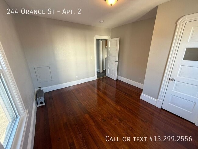 Building Photo - 244 Orange St