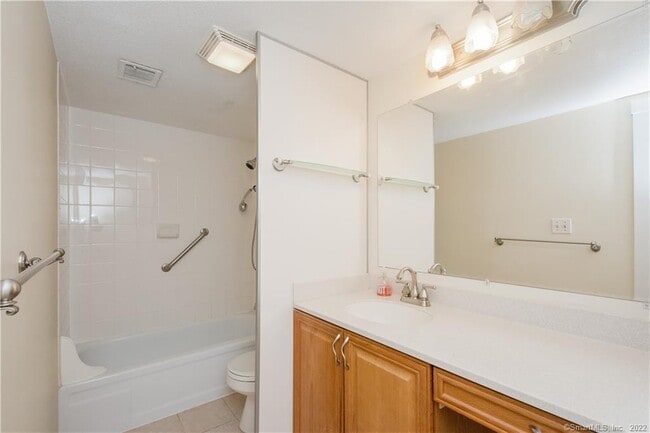 Building Photo - 57 Brookwood Dr