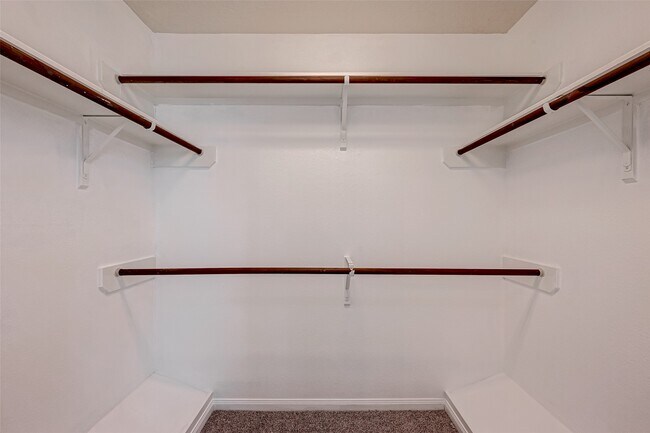 Building Photo - 8210 Rustic Cape Dr