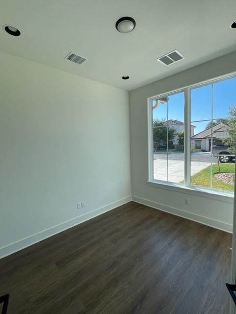 Building Photo - 137 Limestone Dr