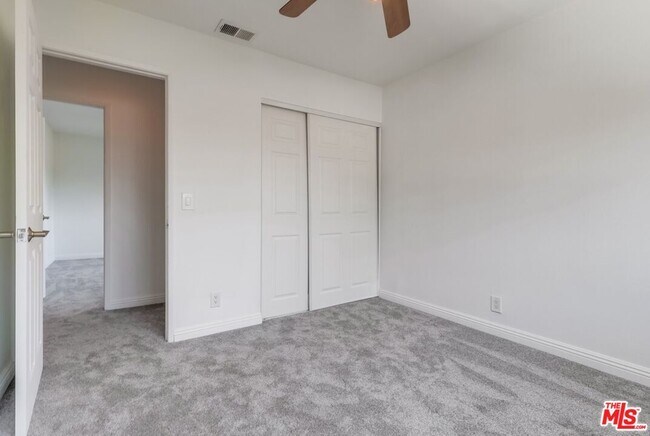 Building Photo - 687 Mt Carmel Dr