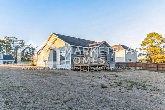 Building Photo - 405 Peppermint Dr