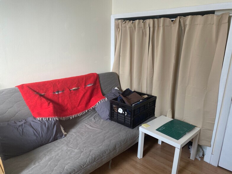 Building Photo - 1127 Commonwealth Ave