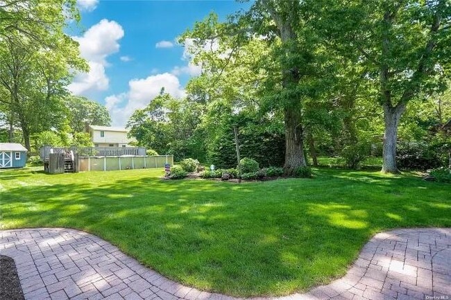 Building Photo - 53 N Evergreen Dr