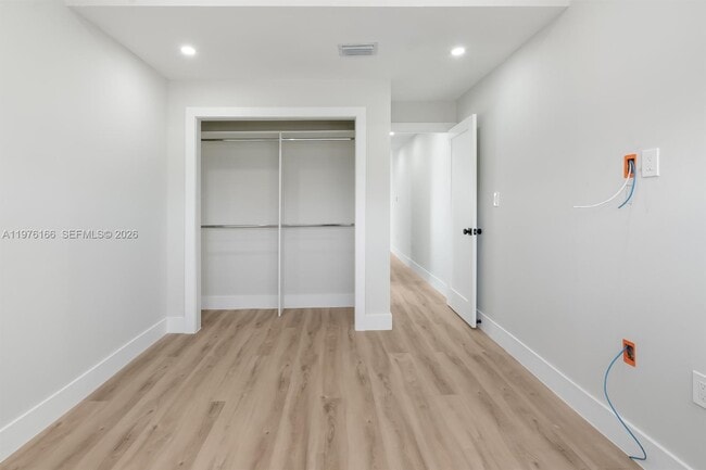 Building Photo - 8421 SW 27th Terrace