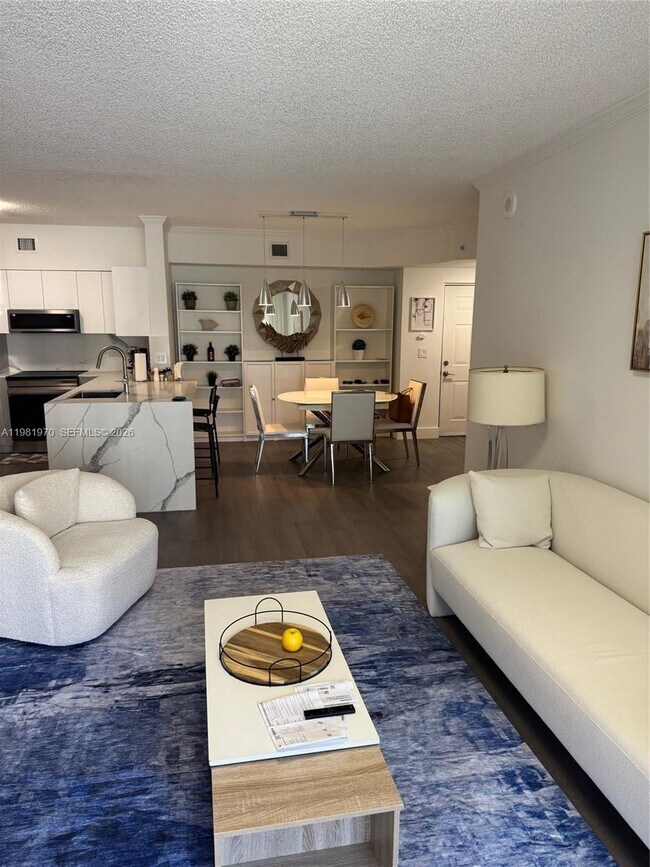 Building Photo - 17150 N Bay Rd