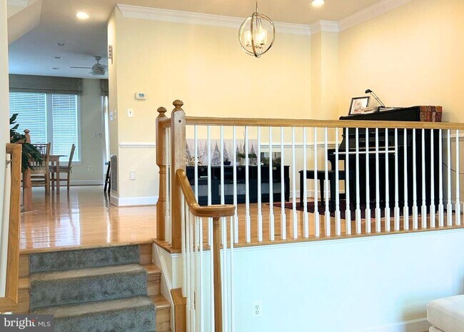 Building Photo - 705 Belmont Bay Dr