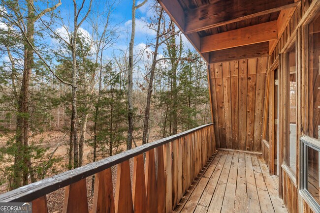 Building Photo - 290 Beaver Lodge Rd