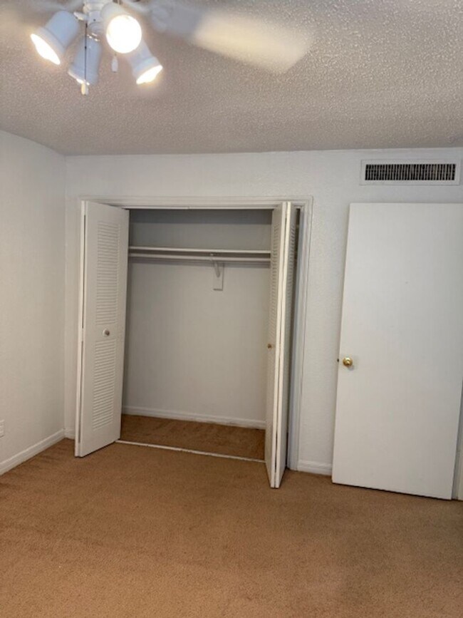 Building Photo - Ground Floor Two bedroom condo