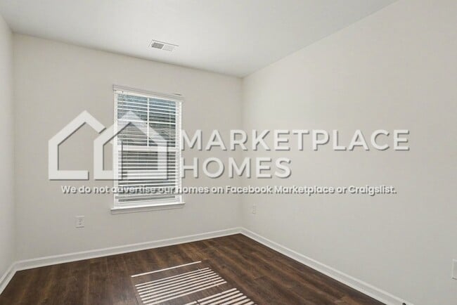 Building Photo - 6027 Oak Bend Ct