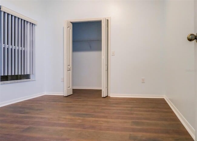Building Photo - 207 Taylor Bay Ln