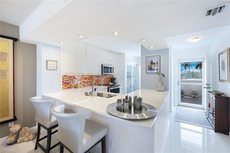 Building Photo - 991 N Barfield Dr