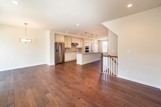 Building Photo - 2843 Hardwick Rd