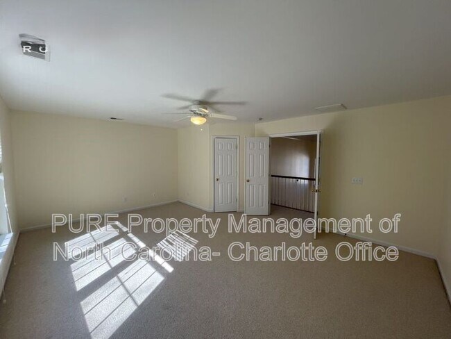 Building Photo - 12424 Kane Alexander Dr