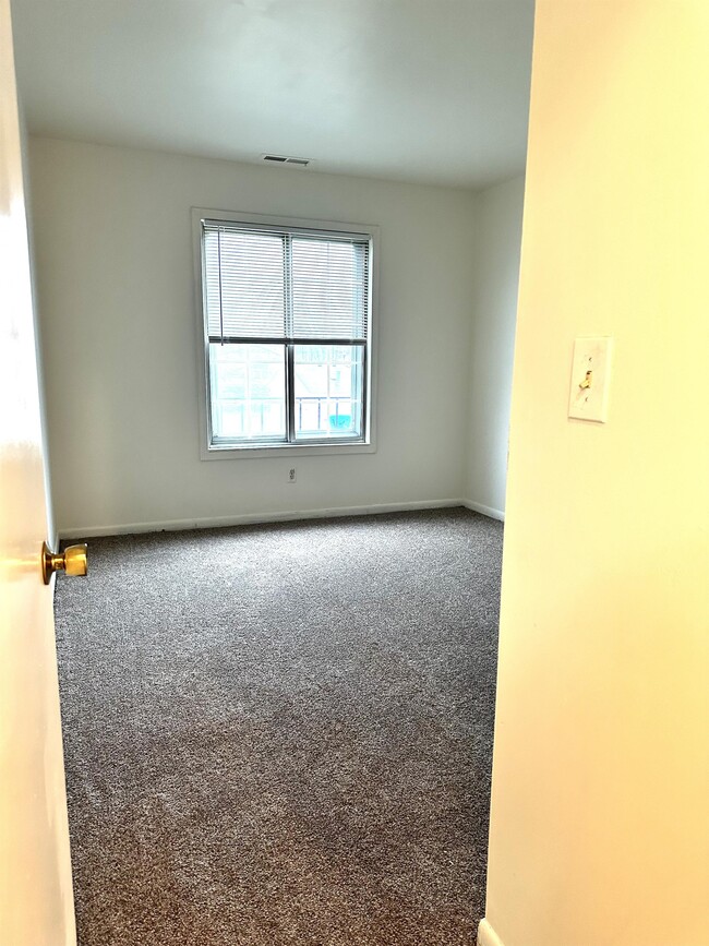 Building Photo - 30715 Shiawassee St