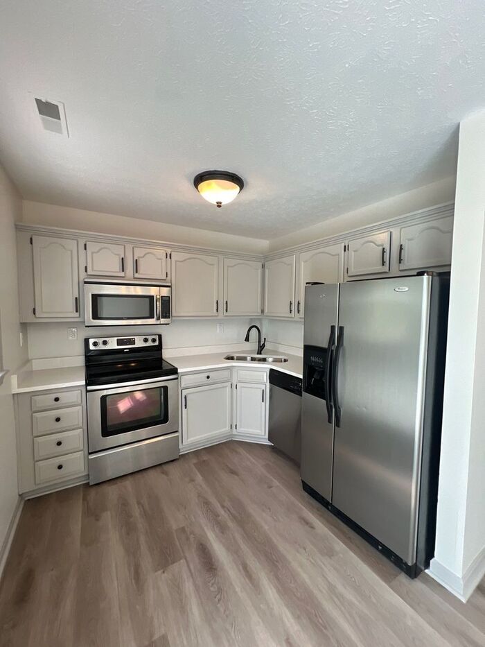Building Photo - 4421 Spring Bay Ct