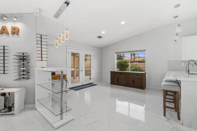 Building Photo - 78895 Morning Star Way