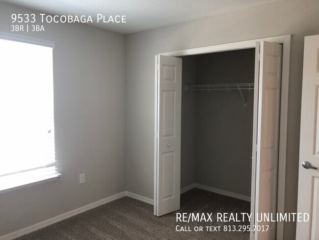 Building Photo - 9533 Tocobaga Pl