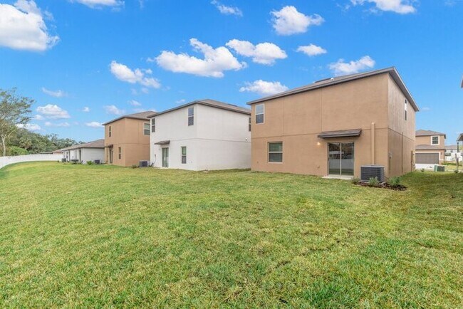 Building Photo - Like New Home For Rent in Touchstone!