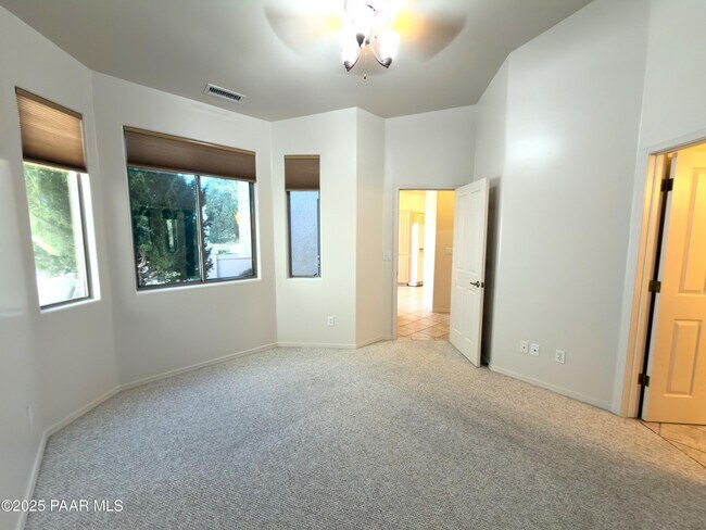 Building Photo - 2276 Sumac Ct