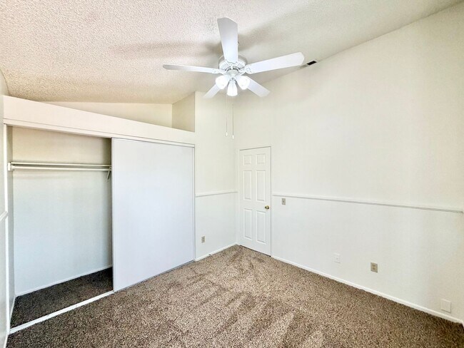 Building Photo - 16309 Silverbirch Rd