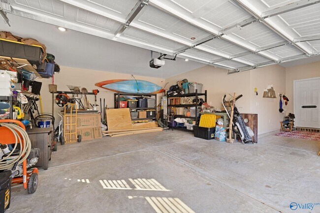 Building Photo - 44 Oak Ridge Pl