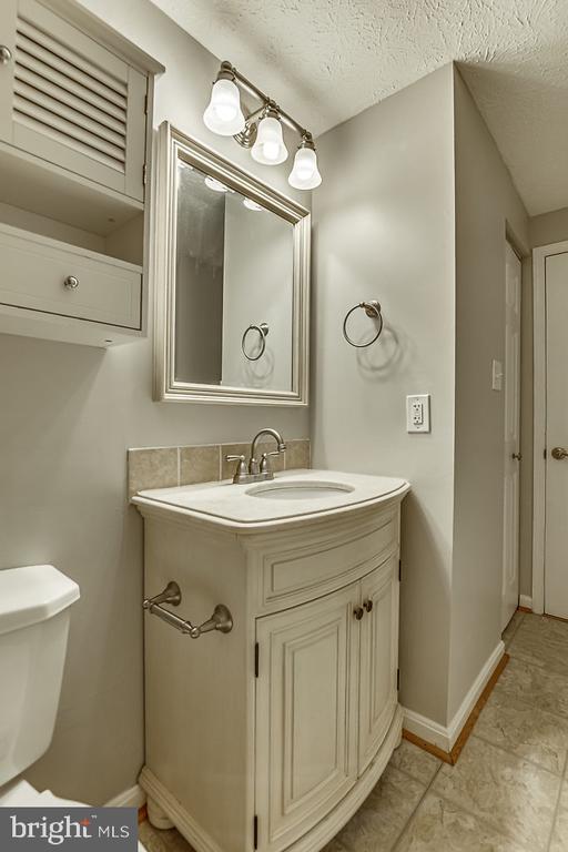 Building Photo - 14623 Stone Crossing Ct