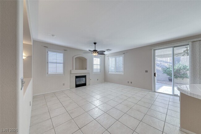 Building Photo - 857 Sumner Ranch Rd