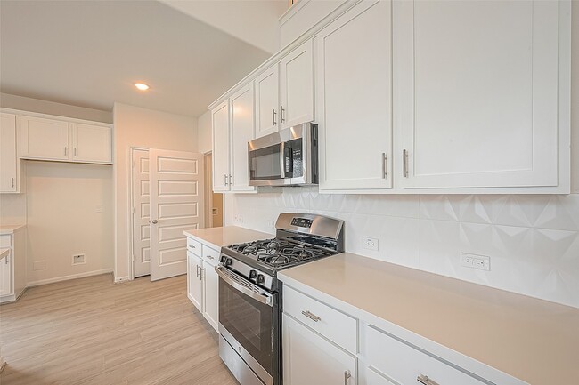 Building Photo - 3111 Trishelle Ct