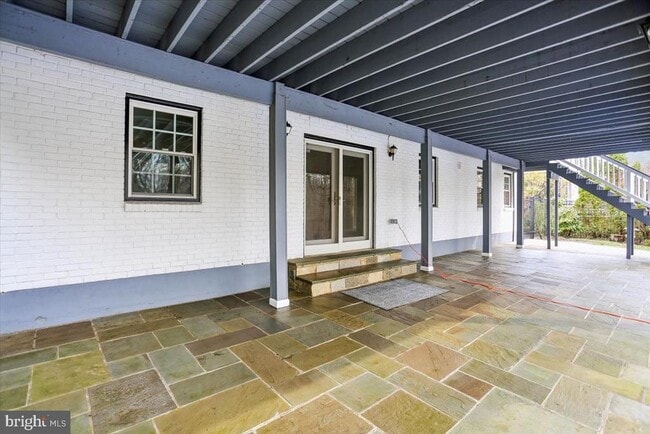 Building Photo - 4902 De Russey Pkwy
