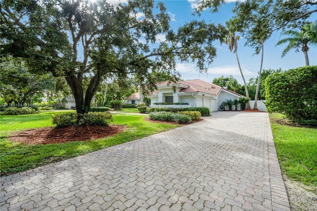 Building Photo - 9818 SW 111th Terrace