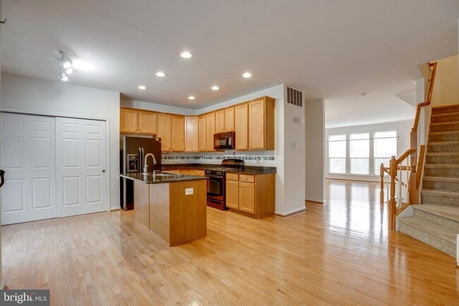 Building Photo - 8346 Leighlex Ct