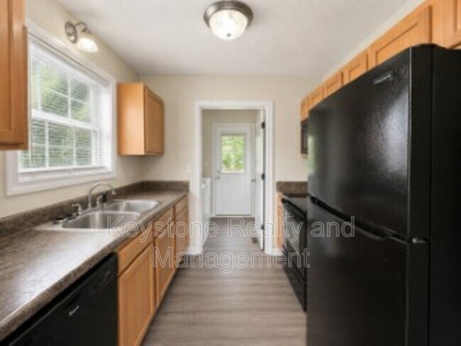 Building Photo - 1236 Verkler Dr