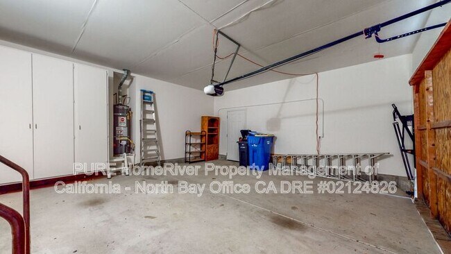 Building Photo - 514 Christopher Way