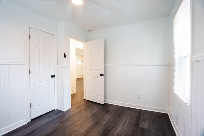 Building Photo - 361 Adams Ct