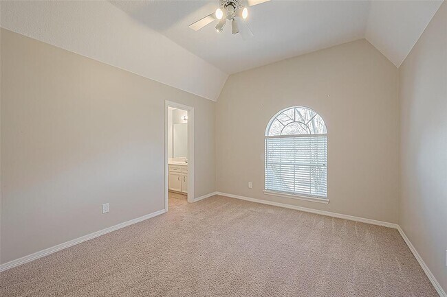 Building Photo - 13135 Finch Brook Dr