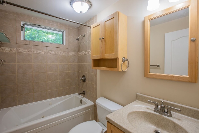 Building Photo - 5518 Old Crain Hwy