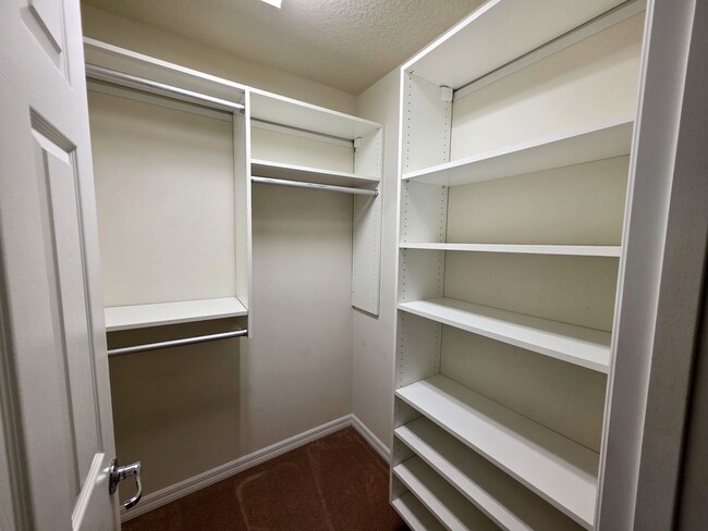 Building Photo - 3/2.5 in Gated Community at PROVENCE BAY