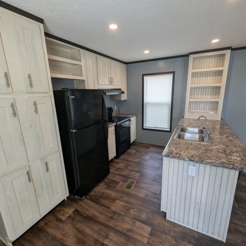 Building Photo - 475 Landis Ln