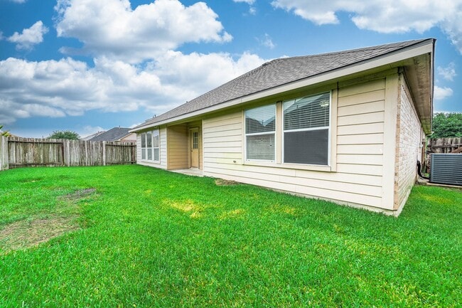 Building Photo - 927 Hannah Falls Ln