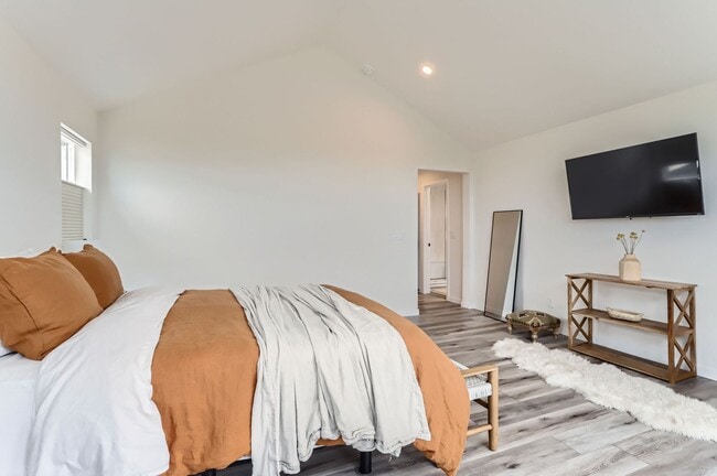 Building Photo - 487 Muirfield Ct
