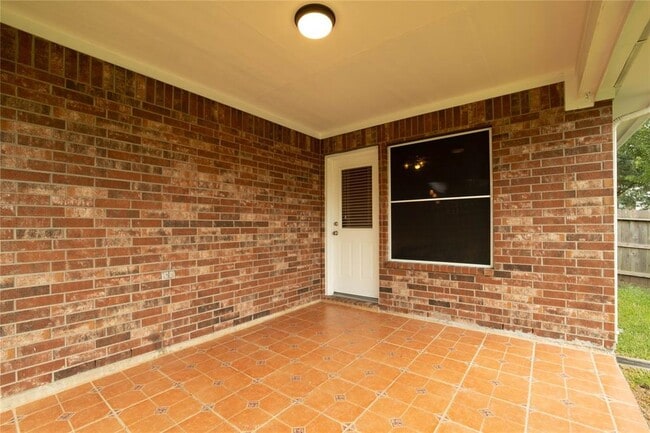 Building Photo - 12130 Piney Bend Dr