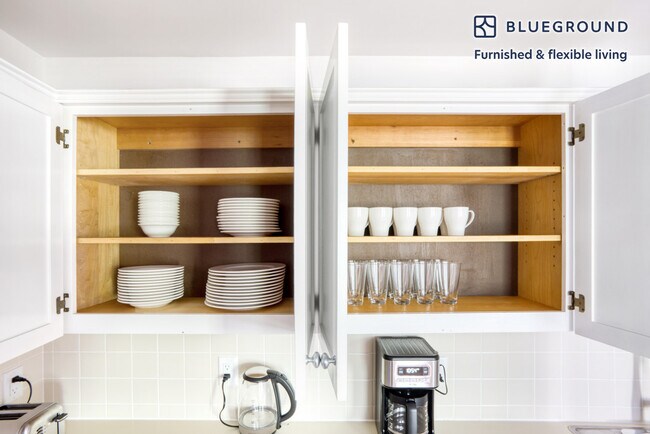 Building Photo - 32 Healey St