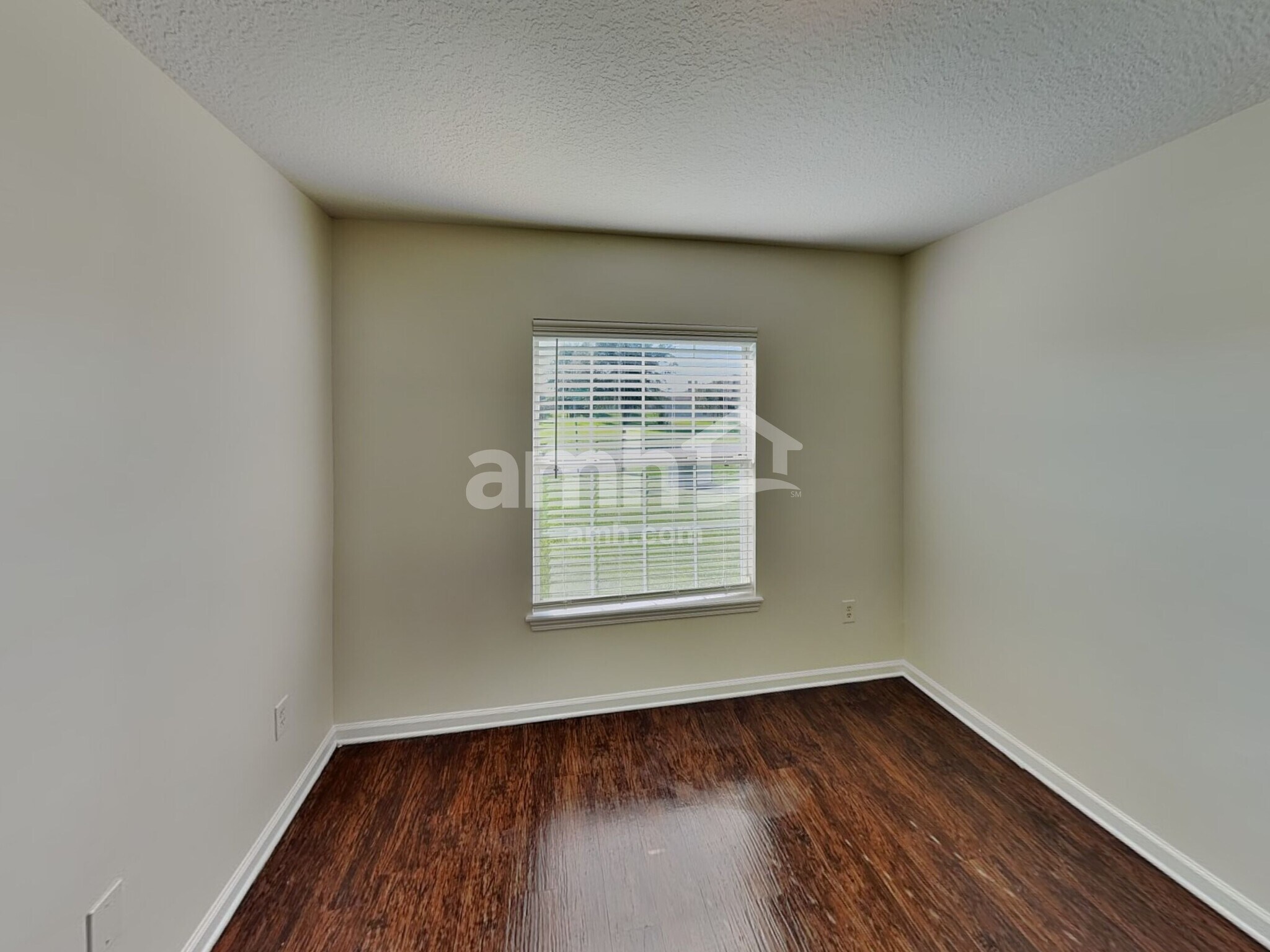 Building Photo - 11670 Deep Springs Dr N