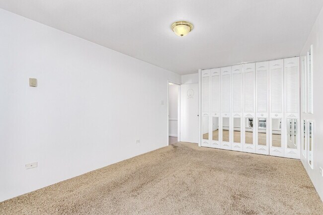 Building Photo - Three Bed / Two bath at Cherry Creek at th...