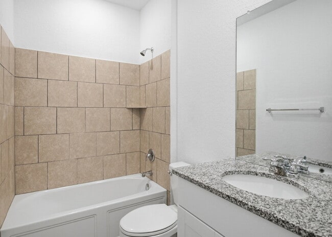Building Photo - 4 Bedroom Home with Open Layout and Refrigerator Included