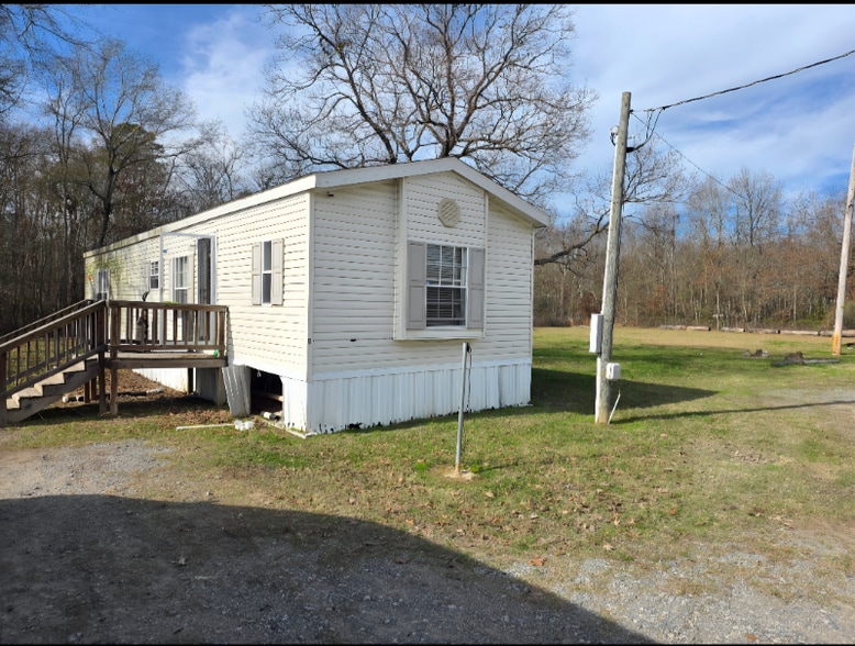 Building Photo - 410 Brown St