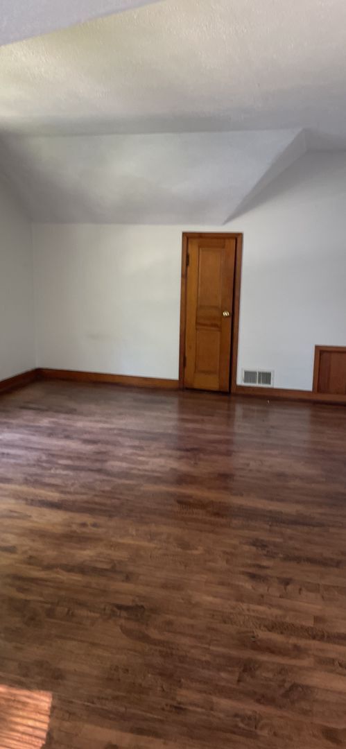 Building Photo - 2828 S 48th St