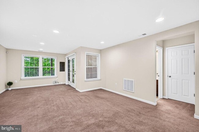Building Photo - 24821 Mason Dale Terrace